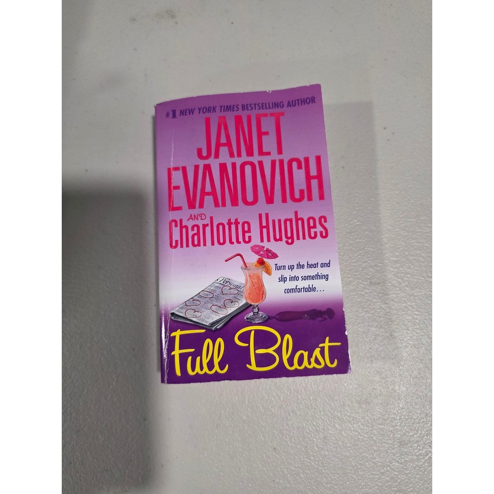Full Blast Janet Evanovich Charlotte Hughes Mass Market Paperback Romance Novel